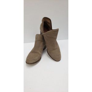 Lucky Brand Baley Suede Leather Ankle Bootie ~ Neutral Casual Boots ~ 7.5